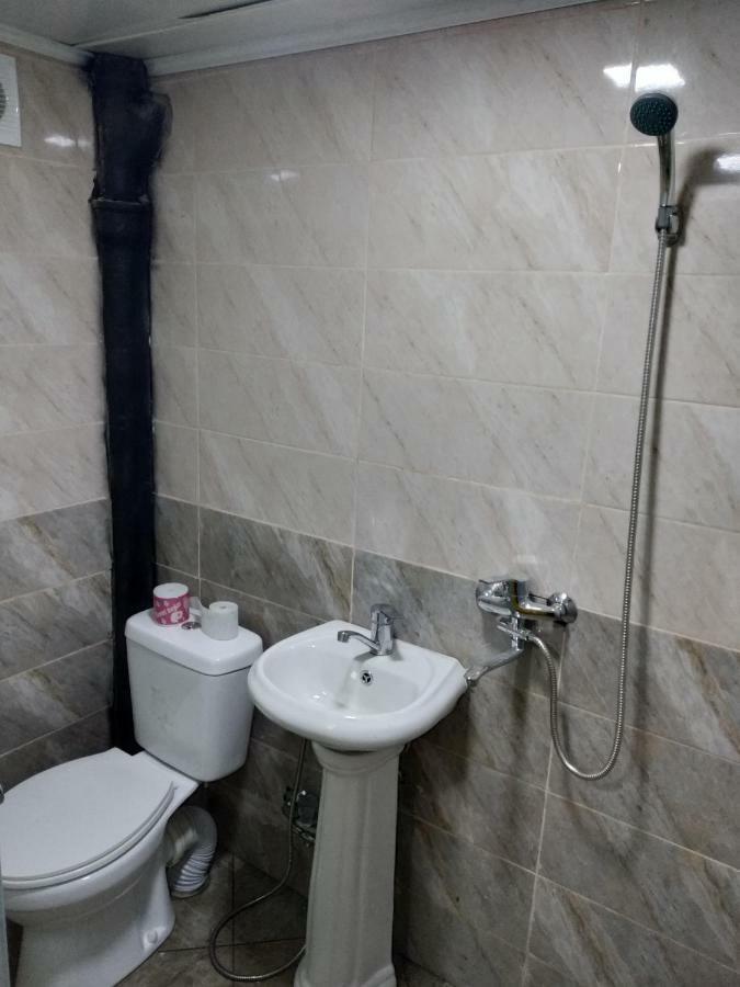 Flora Hostel Baku Exterior photo